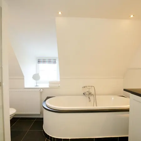 Strandhaus Falshoeft 3 *